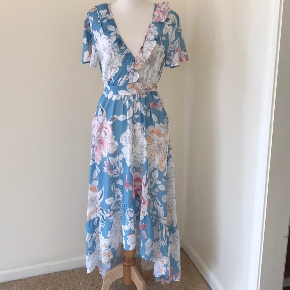 SIMPLEE Size M blue floral ruffled high low dress